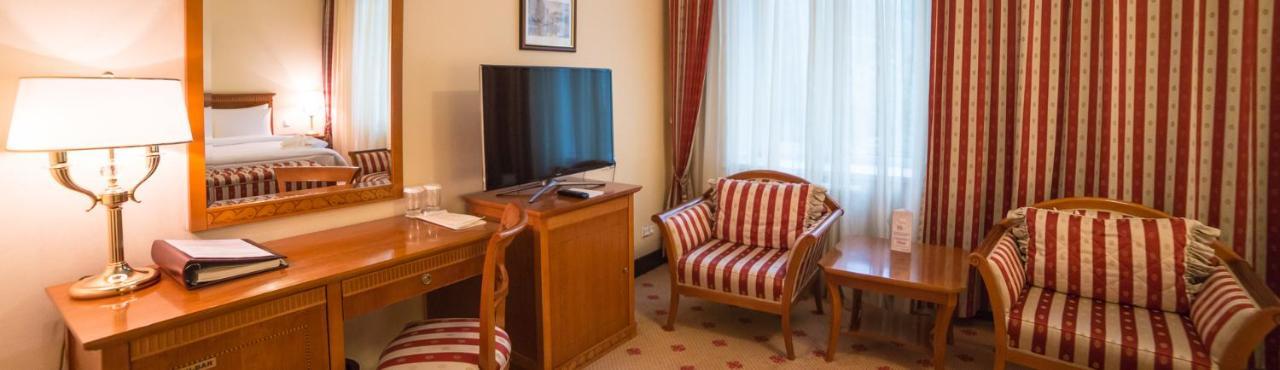 Grand Tien Shan Hotel الماتي المظهر الخارجي الصورة