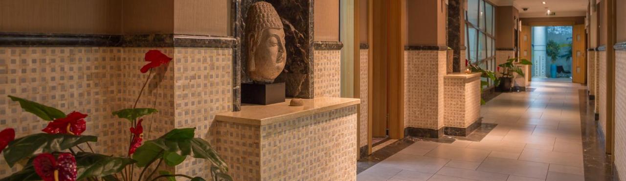 Grand Tien Shan Hotel الماتي المظهر الخارجي الصورة