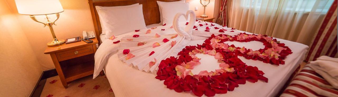 Grand Tien Shan Hotel الماتي المظهر الخارجي الصورة