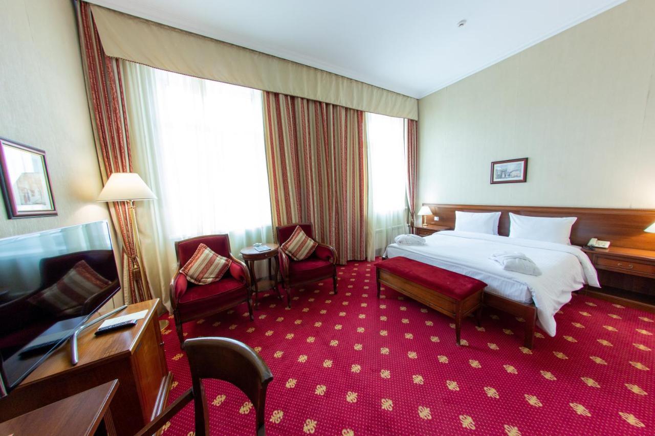 Grand Tien Shan Hotel الماتي المظهر الخارجي الصورة