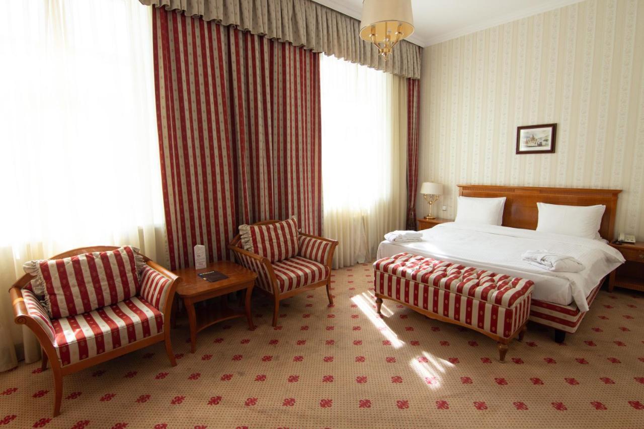 Grand Tien Shan Hotel الماتي المظهر الخارجي الصورة