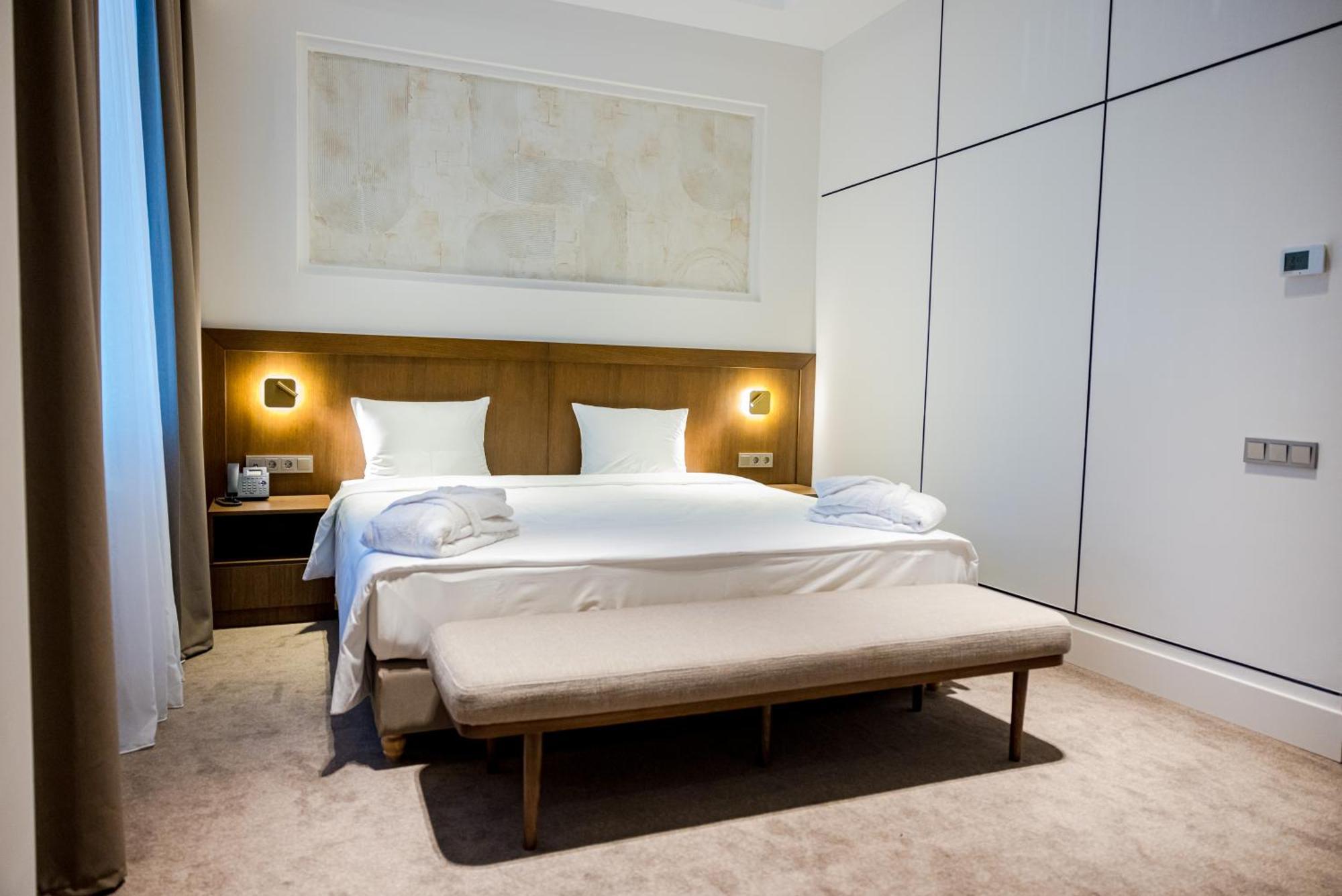 Grand Tien Shan Hotel الماتي المظهر الخارجي الصورة