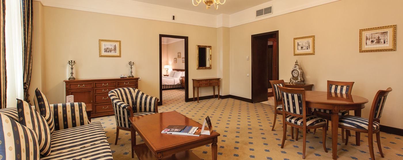 Grand Tien Shan Hotel الماتي المظهر الخارجي الصورة